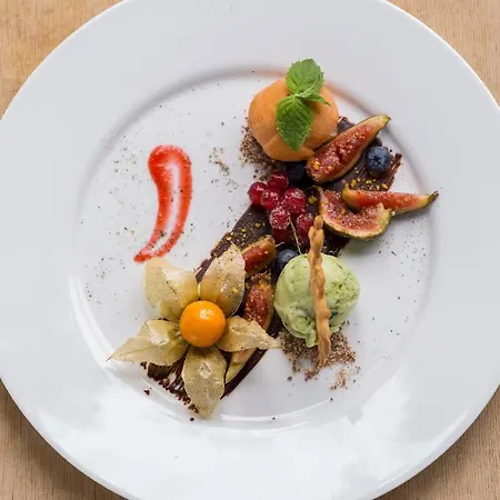 Rebstock Egringen 3* Efringen-Kirchen