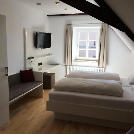 Rebstock Egringen 3* Efringen-Kirchen